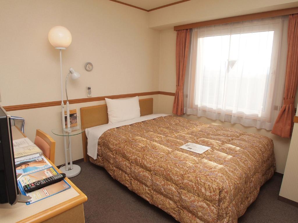 Toyoko Inn Hokkaido Asahikawa Eki Higashi Guchi Exteriör bild